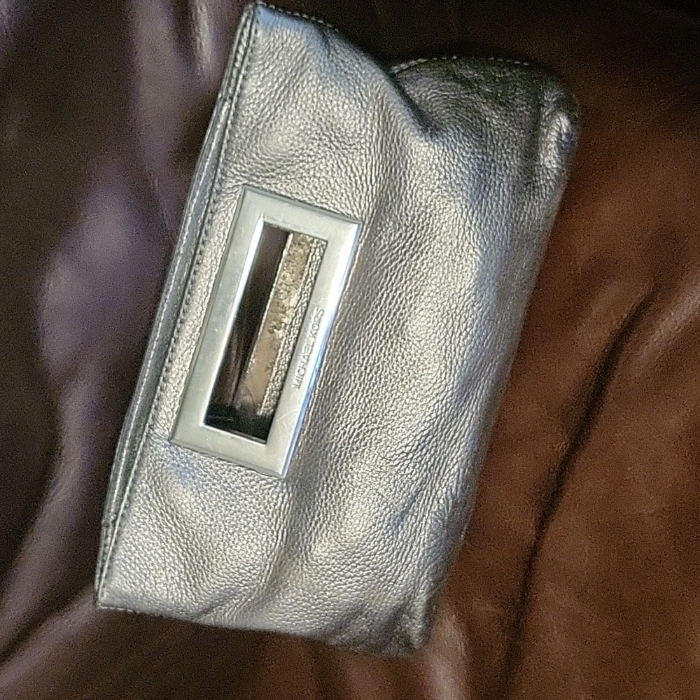 Micheal kors clutch